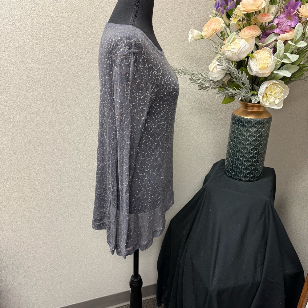 Chan Luu Gray Metallic Sheer Sequin Knit Top Long Sleeve Boho Holiday Party - Picture 4 of 7